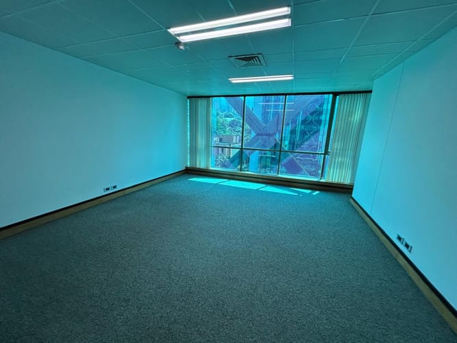 Oficina en arriendo en Milla De Oro, Medellín, 50 m² · foto 5 de 6