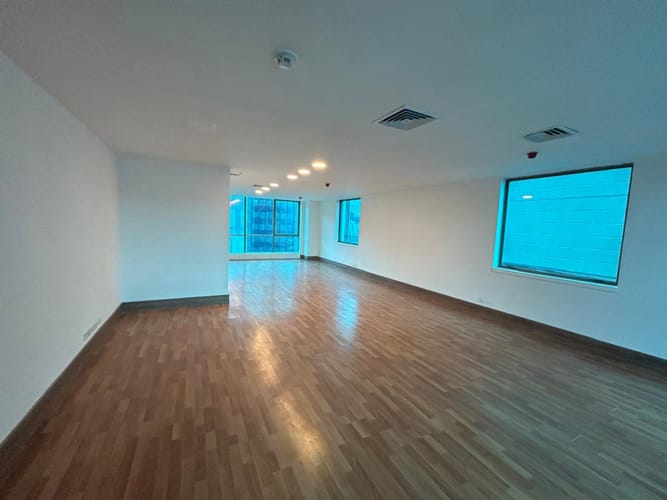 Oficina en arriendo en Milla De Oro, Medellín, 50 m² · foto 3 de 8