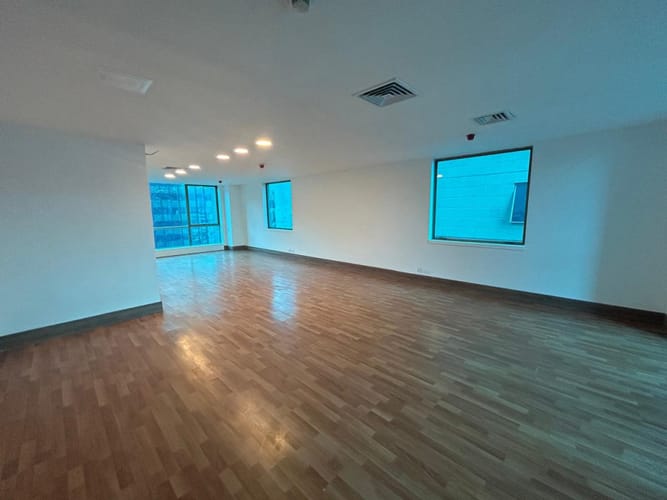 Oficina en arriendo en Milla De Oro, Medellín, 50 m² · foto 4 de 8