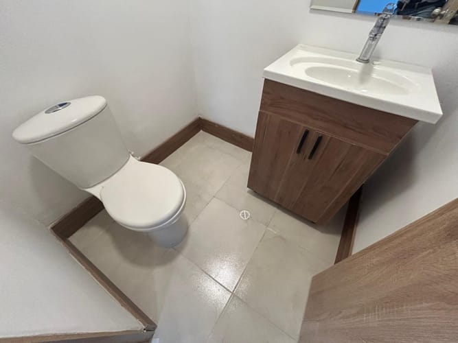 Oficina en arriendo en Milla De Oro, Medellín, 50 m² · foto 8 de 8