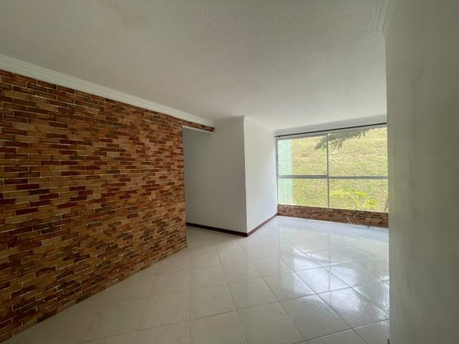Apartamento de 3 alcobas en arriendo en San Jose, Envigado, 65 m² · foto 2 de 12