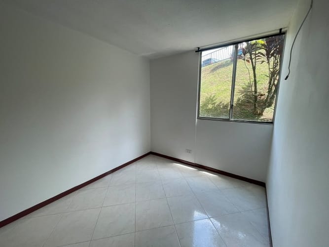 Apartamento de 3 alcobas en arriendo en San Jose, Envigado, 65 m² · foto 3 de 12