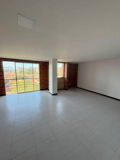 Apartamento de 2 alcobas en venta en Gualanday, Rionegro, 73 m² · foto 3 de 9
