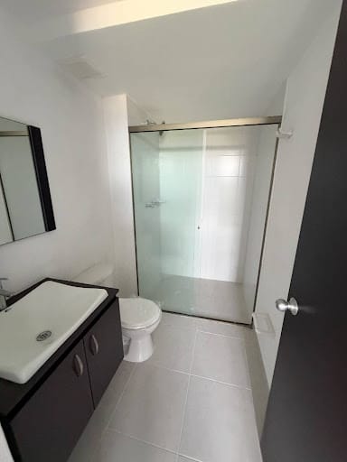 Apartamento de 2 alcobas en venta en Gualanday, Rionegro, 73 m² · foto 8 de 9
