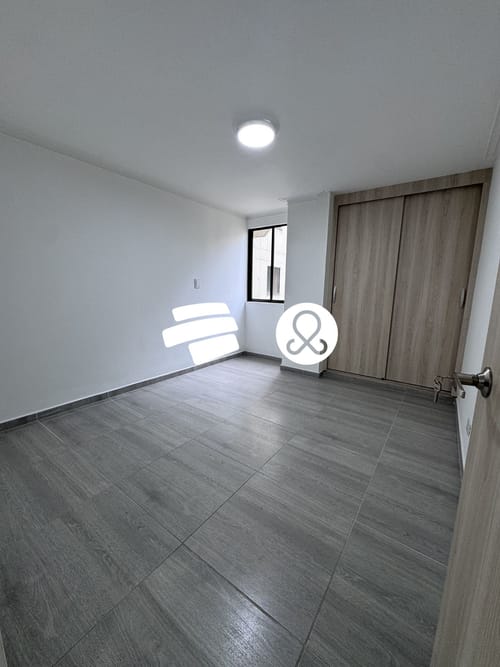 Apartamento de 3 alcobas en venta en La Florida, Medellín, 138 m² · foto 6 de 18