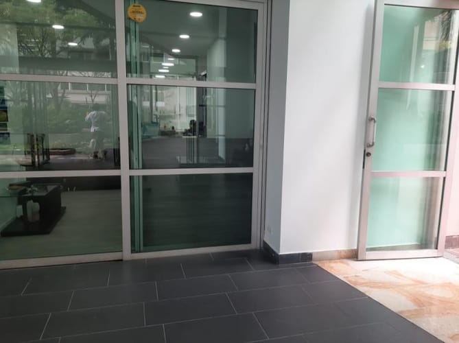 Local en venta en Milla De Oro, Medellín, 60 m² · foto 13 de 15