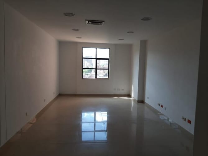 Oficina en venta en La Florida, Medellín, 50 m² · foto 3 de 6