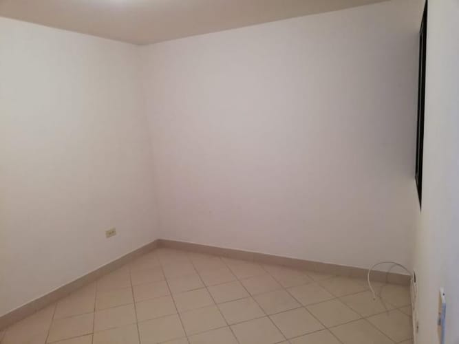 Apartamento de 2 alcobas en arriendo en San Jose, Itagüí, 75 m² · foto 3 de 7