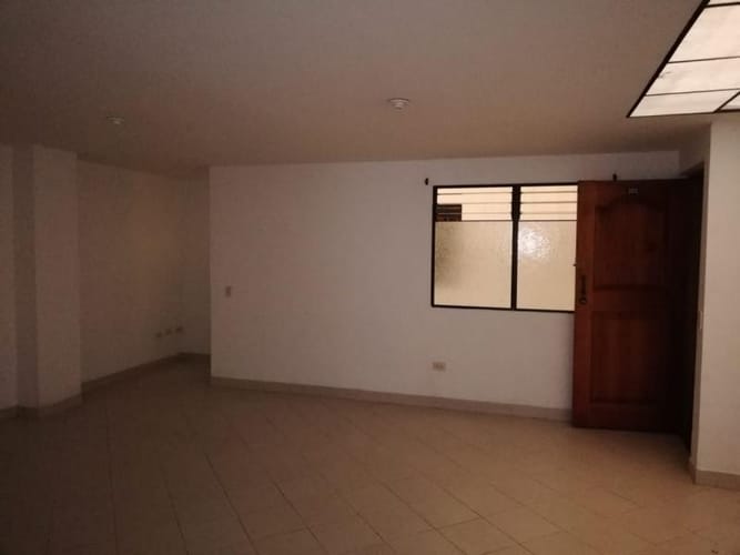 Apartamento de 2 alcobas en arriendo en San Jose, Itagüí, 75 m² · foto 6 de 7