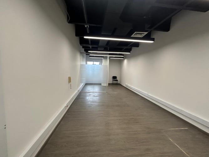 Oficina en arriendo en Milla De Oro, Medellín, 48 m² · foto 4 de 8