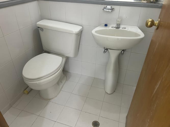 Oficina en arriendo en Milla De Oro, Medellín, 48 m² · foto 7 de 7