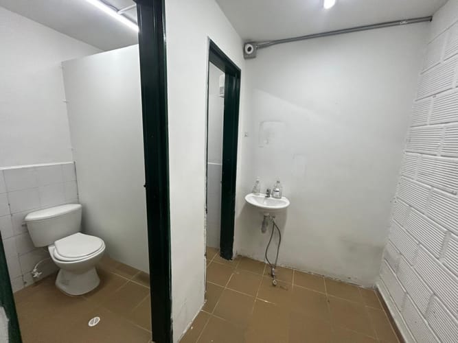 Local en arriendo en Laureles, Medellín, 134 m² · foto 11 de 19