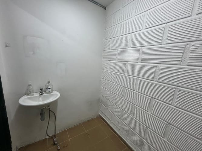 Local en arriendo en Laureles, Medellín, 134 m² · foto 14 de 19