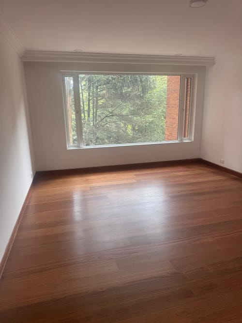 Apartamento de 3 alcobas en venta en La Cabrera, Bogotá, 236 m² · foto 7 de 21