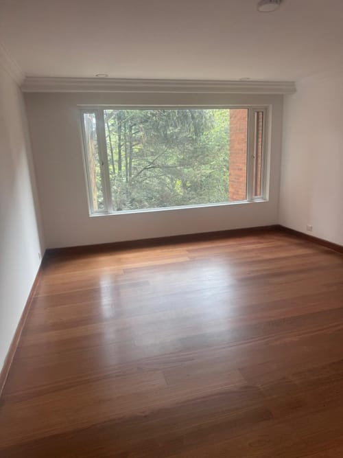 Apartamento de 3 alcobas en venta en La Cabrera, Bogotá, 236 m² · foto 10 de 21