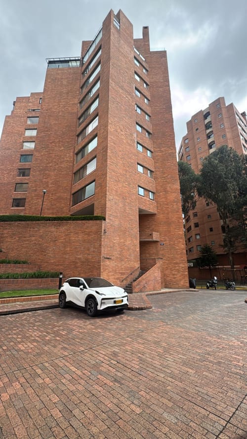 Apartamento de 3 alcobas en venta en La Cabrera, Bogotá, 236 m² · foto 21 de 21
