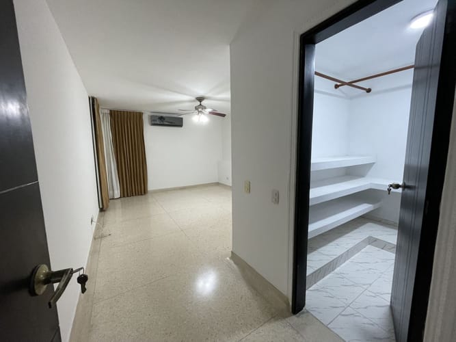 Apartamento de 3 alcobas en venta en Altos Del Prado, Barranquilla, 142 m² · foto 10 de 18