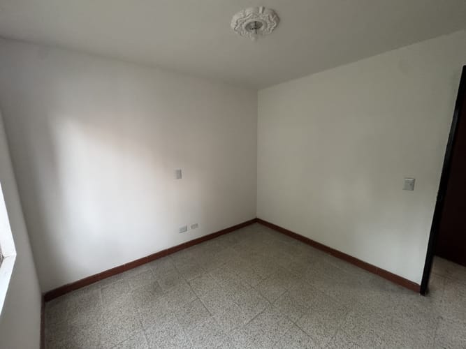 Casa de 3 alcobas en arriendo en Las Lomitas, Sabaneta, 55 m² · foto 12 de 22