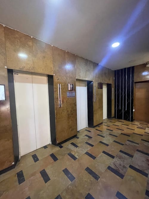 Oficina en venta en La Alpujarra, Medellín, 45 m² · foto 2 de 6