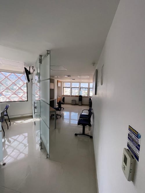 Oficina en venta en La Alpujarra, Medellín, 45 m² · foto 6 de 6