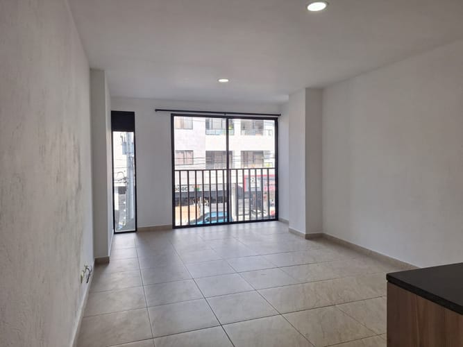Apartamento de 3 alcobas en arriendo en Belén San Bernardo, Medellín, 65 m² · foto 2 de 17