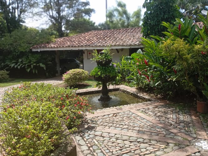 Casa de 5 alcobas en venta en La Morada, Jamundí, 772 m² · foto 2 de 22