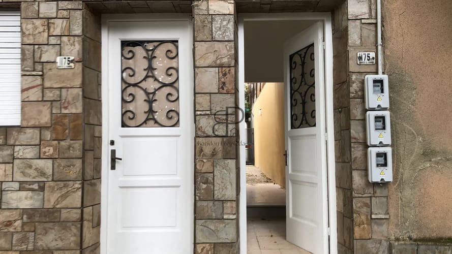 Alquiler Apartamento 2 Dormitorios Reducto con patio · Foto 8