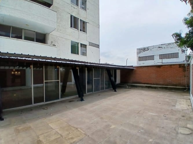 Apartamento de 3 alcobas en arriendo en San Vicente, Cali, 127 m² · foto 9 de 24