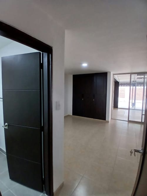 Apartamento de 3 alcobas en arriendo en San Vicente, Cali, 127 m² · foto 21 de 24