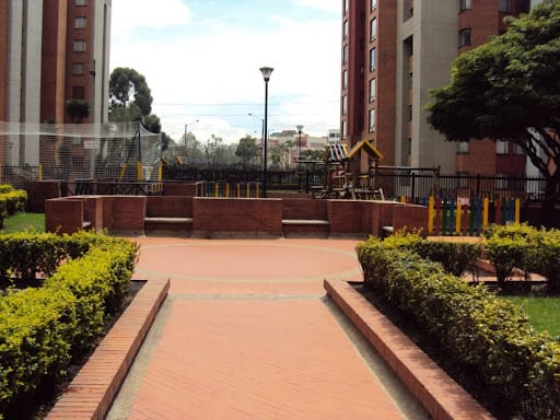 Apartaestudio en arriendo en Rafael Nunez, Bogotá, 78 m² · foto 3 de 24