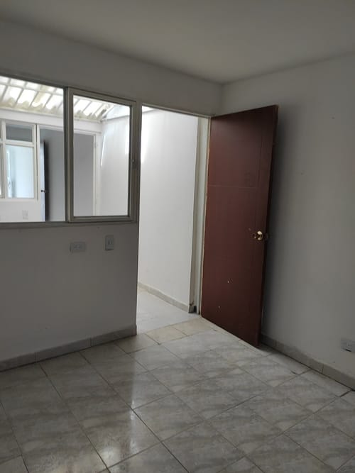 Apartamento de 2 alcobas en arriendo en Junin, Cali, 58 m² · foto 5 de 12