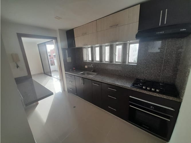 Apartamento de 3 alcobas en arriendo en Manga, Cartagena, 110 m² · foto 6 de 18