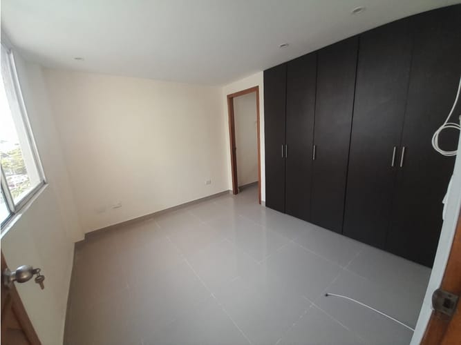 Apartamento de 3 alcobas en arriendo en Manga, Cartagena, 110 m² · foto 7 de 18