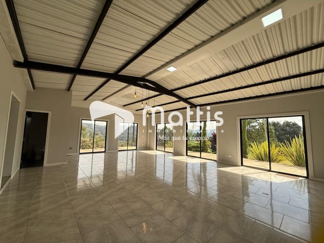 Finca en arriendo en Guapante, Guarne, 285 m² · foto 2 de 24
