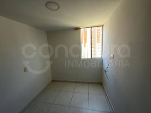 Apartamento de 3 alcobas en venta en Pajarito, Medellín, 50 m² · foto 7 de 17