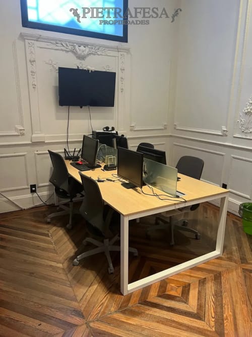 Oficina en alquiler, 6 privados, 2 baños. Ciudad Vieja. · Foto 7