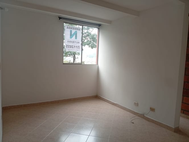 Apartamento de 2 alcobas en arriendo en Los Cerros - El Vergel, Medellín, 38 m² · foto 7 de 11