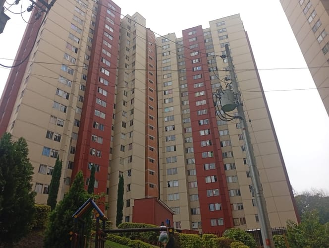 Apartamento de 2 alcobas en arriendo en Los Cerros - El Vergel, Medellín, 38 m² · foto 2 de 11