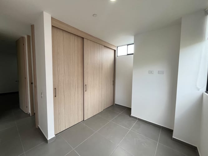 Apartamento de 2 alcobas en arriendo en Loma Del Escobero, Envigado, 65 m² · foto 7 de 13