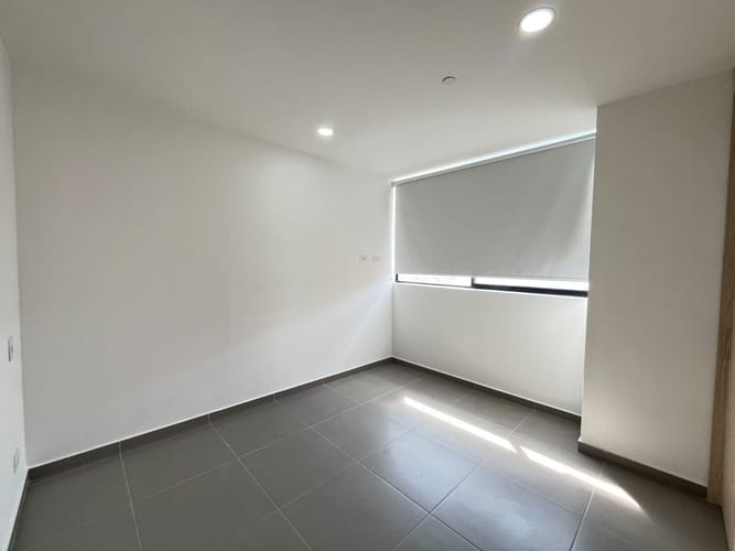 Apartamento de 2 alcobas en arriendo en Loma Del Escobero, Envigado, 65 m² · foto 9 de 13
