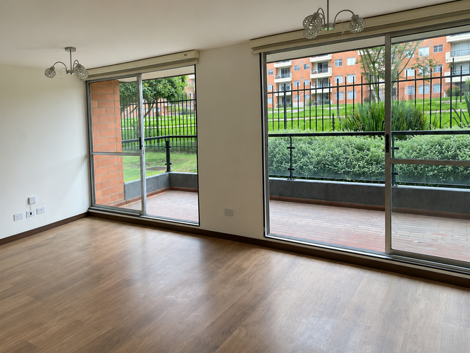 Apartamento de 3 alcobas en venta en Sienna La Toscana, Zipaquirá, 97 m² · foto 2 de 8