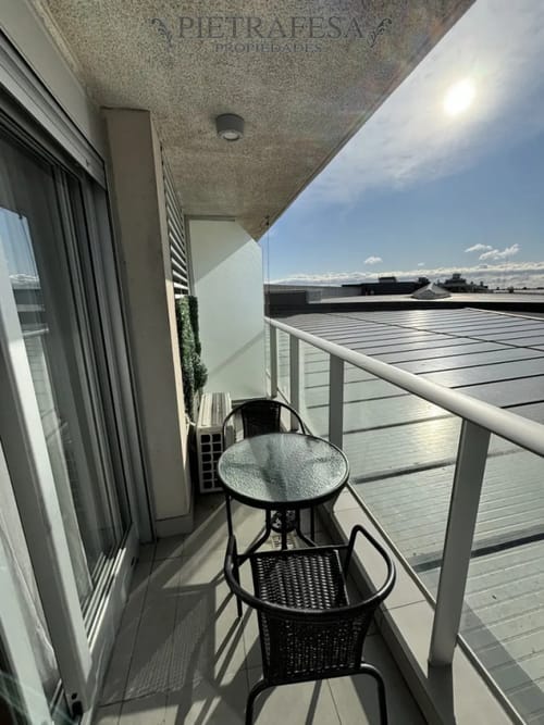 Apartamento en alquiler, 1 dormitorio, 1 baño, balcón. Amueblado. Brazo Oriental. · Foto 7