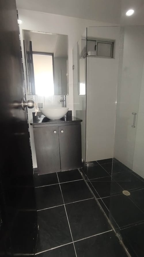 Apartamento de 3 alcobas en arriendo en Los Colores, Medellín, 87 m² · foto 20 de 24