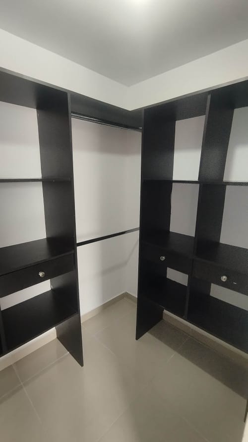 Apartamento de 3 alcobas en arriendo en Los Colores, Medellín, 87 m² · foto 22 de 24