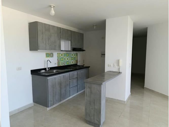 Apartamento de 3 alcobas en arriendo en Ub Libano 2000, Santa Marta, 79 m² · foto 2 de 24