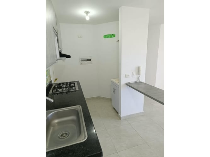 Apartamento de 3 alcobas en arriendo en Ub Libano 2000, Santa Marta, 79 m² · foto 4 de 24