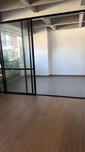 Apartaestudio en arriendo en Loma Del Escobero, Envigado, 72 m² · foto 5 de 9