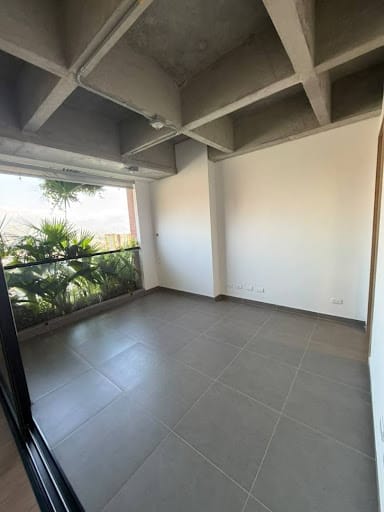 Apartaestudio en arriendo en Loma Del Escobero, Envigado, 72 m² · foto 7 de 9