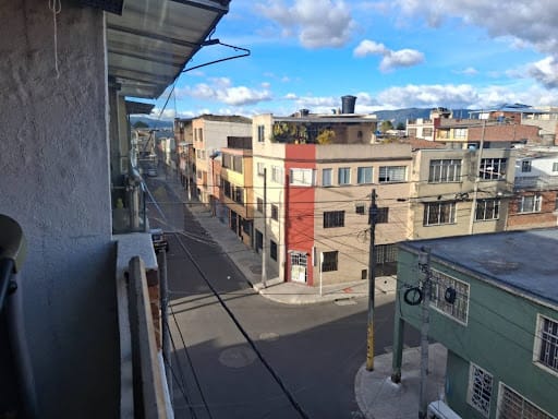 Casa de 3 alcobas en venta en La Estrada, Bogotá, 88 m² · foto 5 de 5