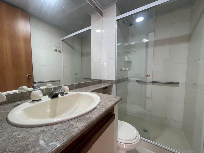 Apartamento de 3 alcobas en arriendo en Belén, Medellín, 95 m² · foto 10 de 14